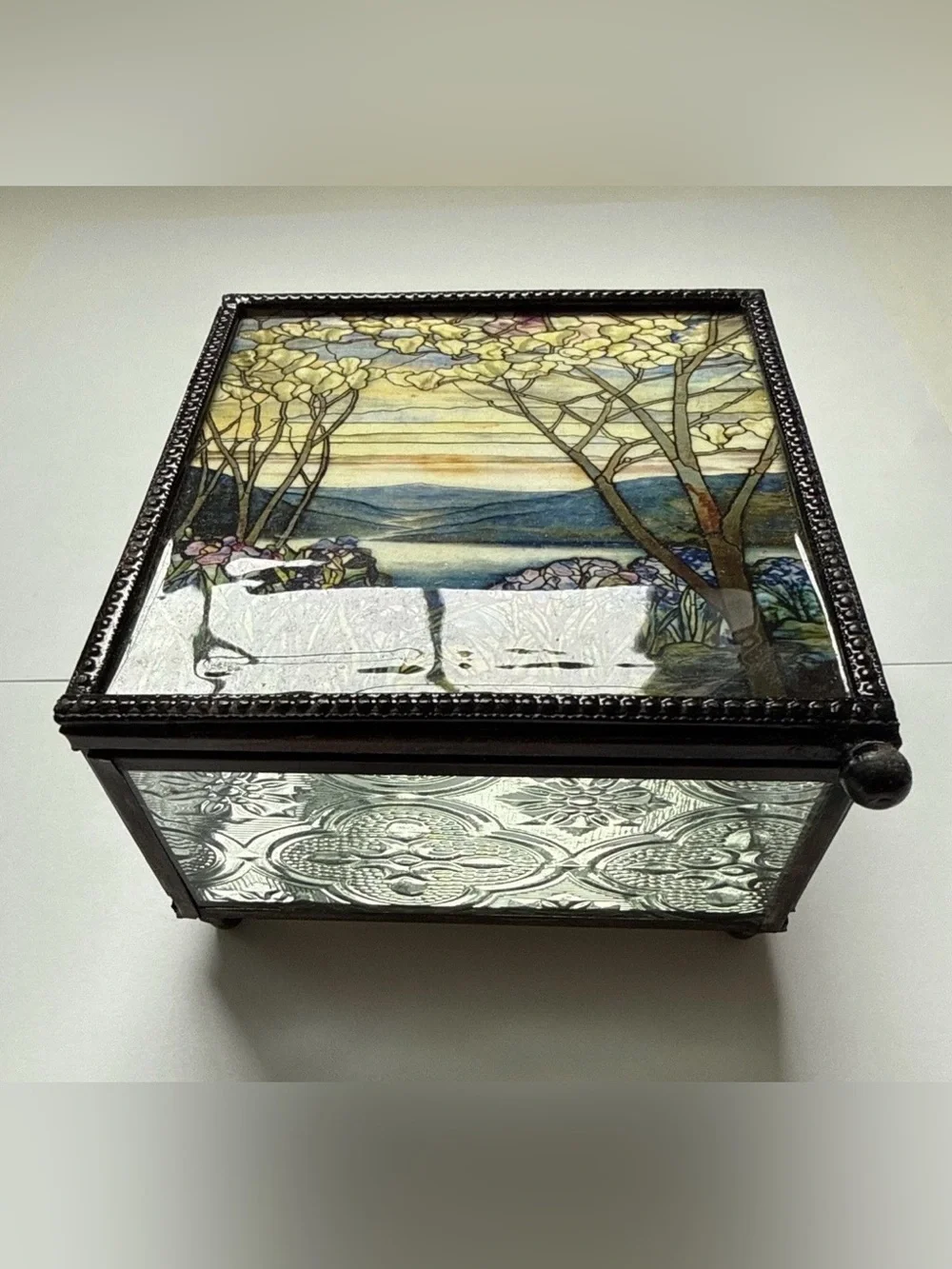 Louis Comfort Style Dogwood Stained Glass Jewelry Trinket Box India